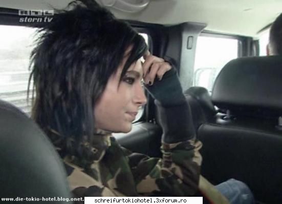 Poze - dapz..ce ganditor mai e el - *Bill Kaulitz*