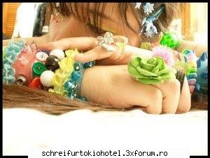 poze cu tinute emo / frizuri - a really lovelly one - !~EmO...~!